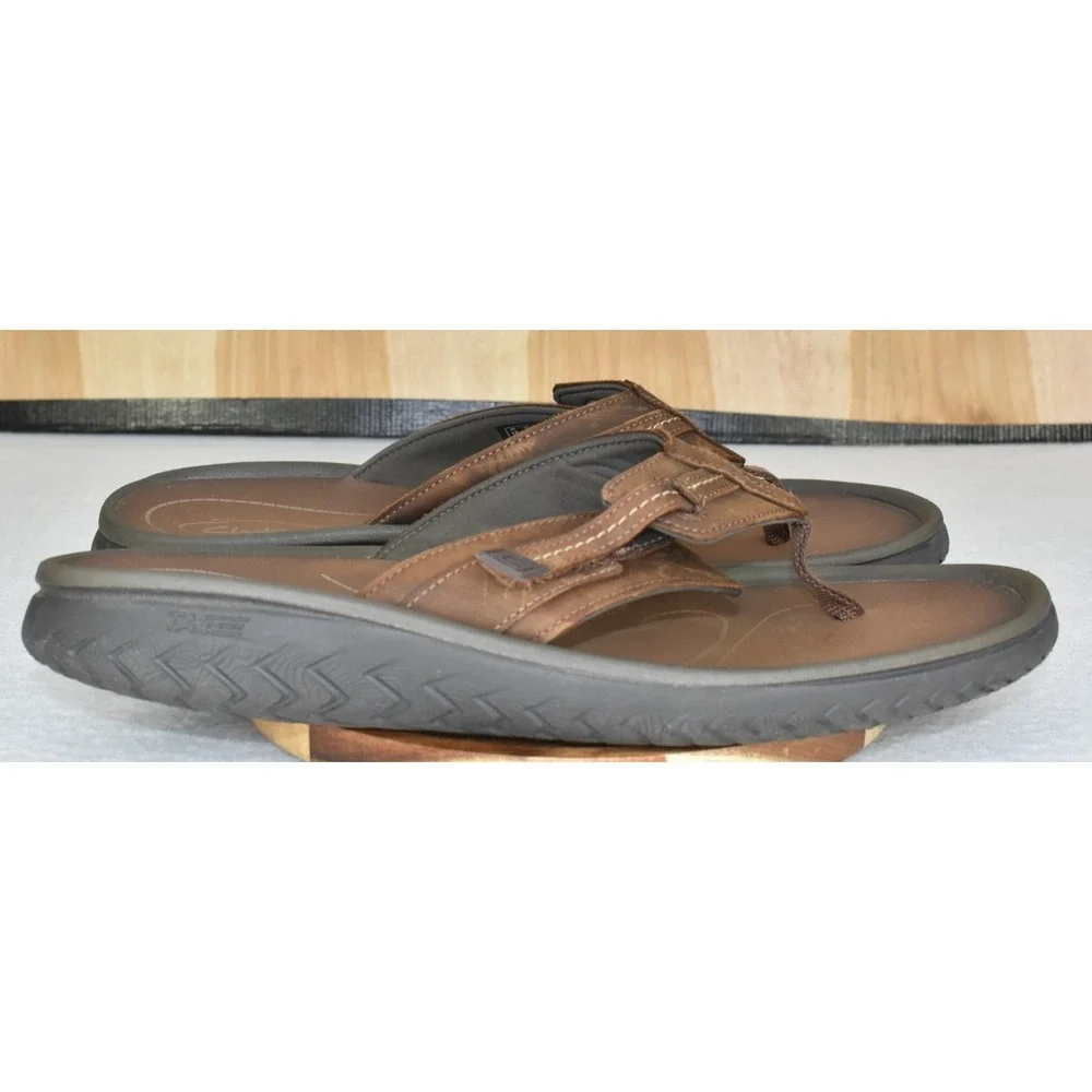 Clarks Wesley Sun Beeswax Men Sandals Size 13 M Brown Leather Flip Flop Thong